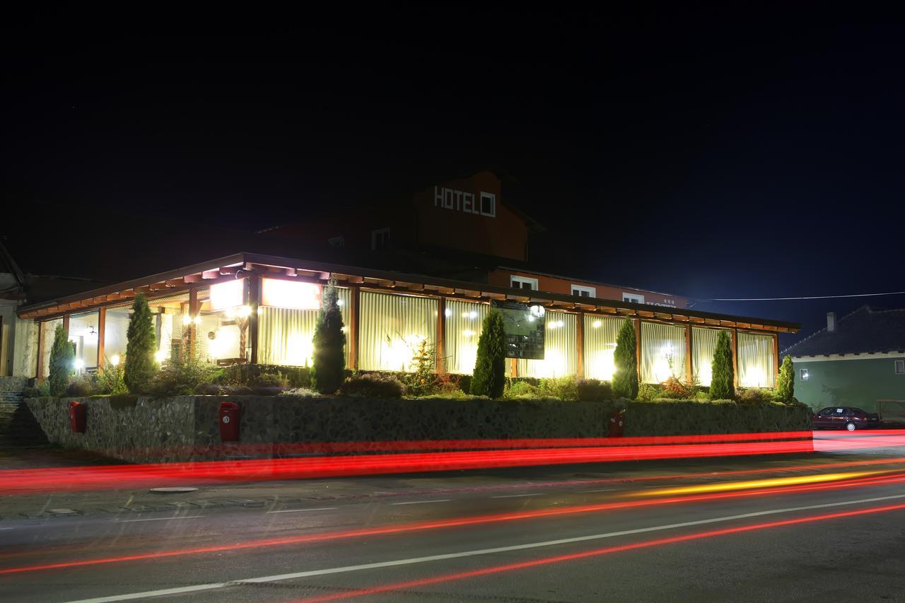 Hotel Romantik Balauseri Luaran gambar