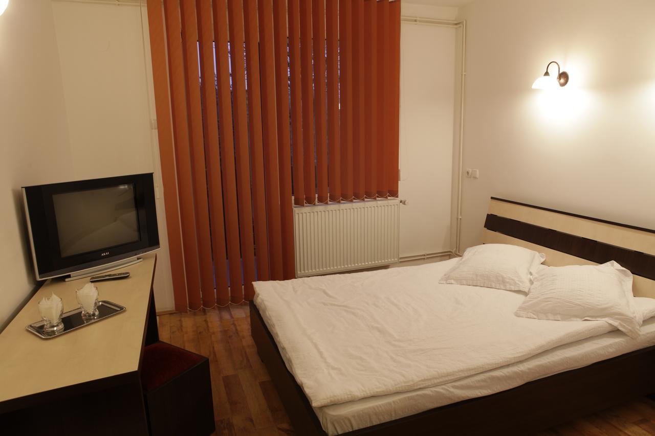 Hotel Romantik Balauseri Luaran gambar