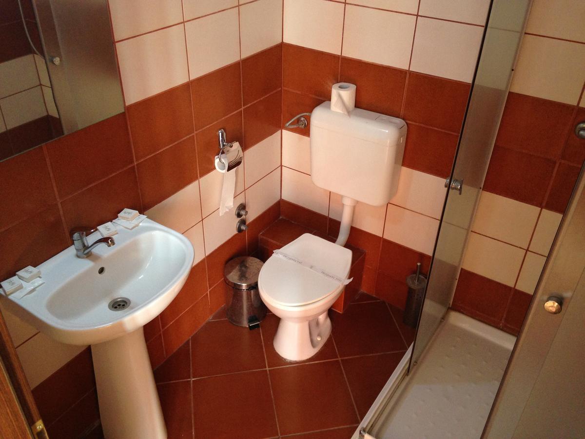 Hotel Romantik Balauseri Luaran gambar