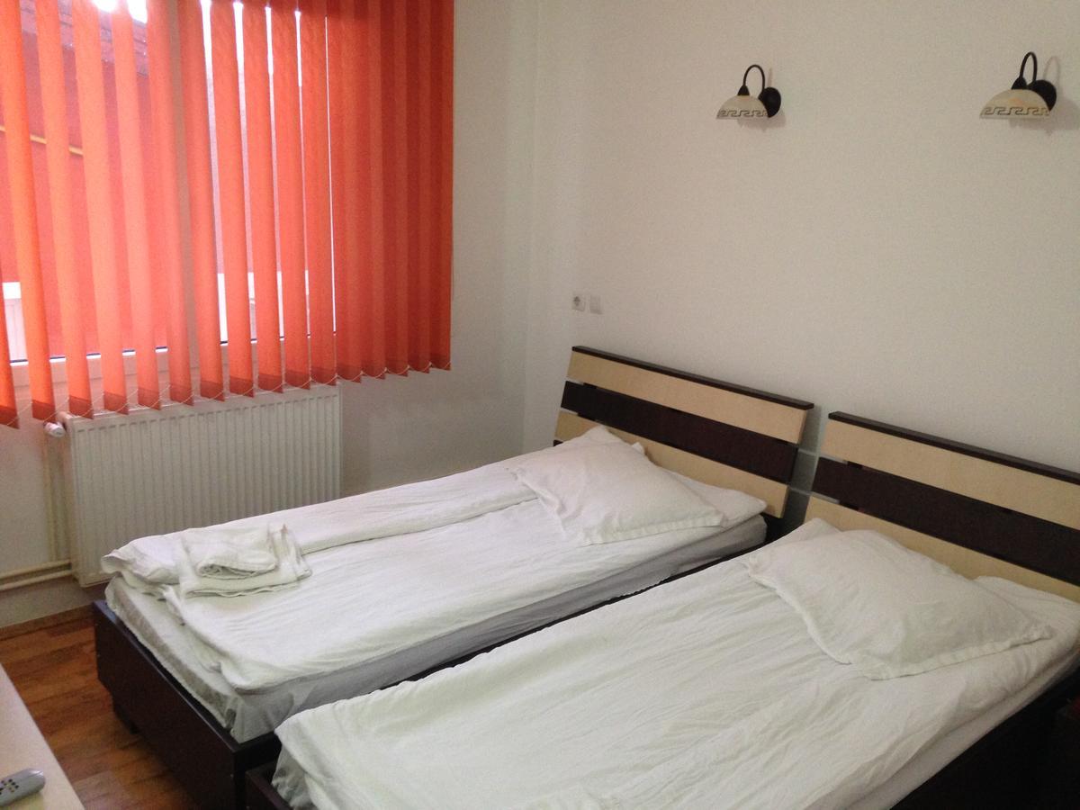 Hotel Romantik Balauseri Luaran gambar