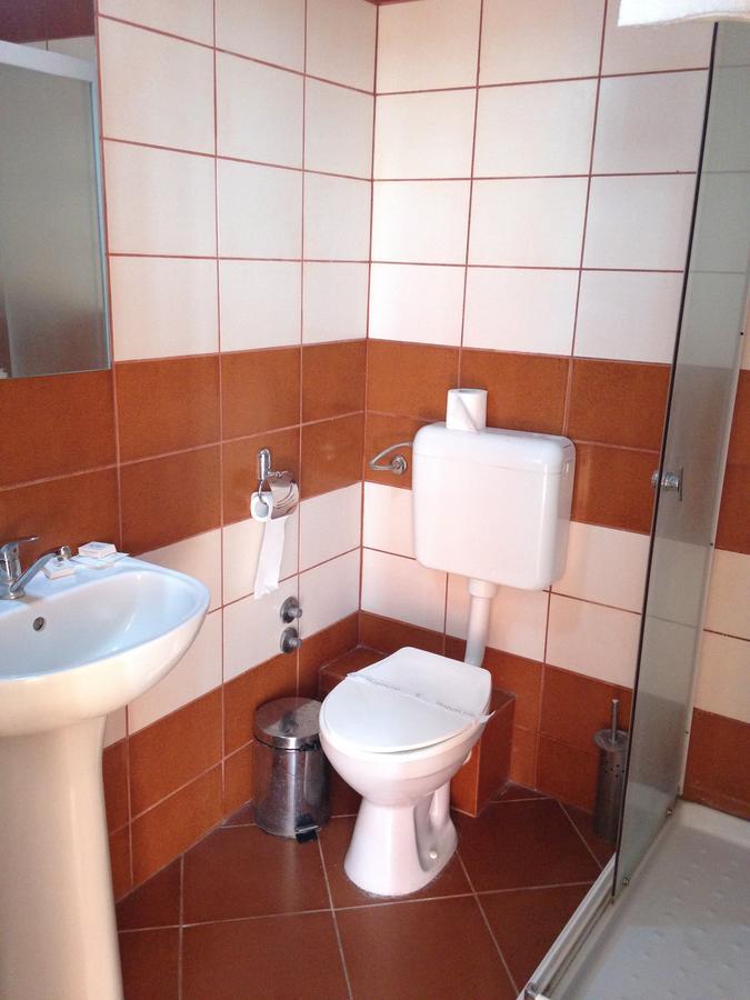 Hotel Romantik Balauseri Luaran gambar