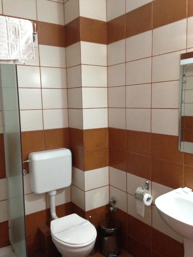 Hotel Romantik Balauseri Luaran gambar